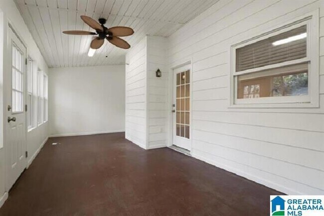 Building Photo - 2106 Montreat Pkwy