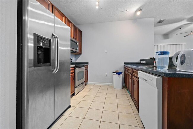 Building Photo - 4998 Key Lime Dr
