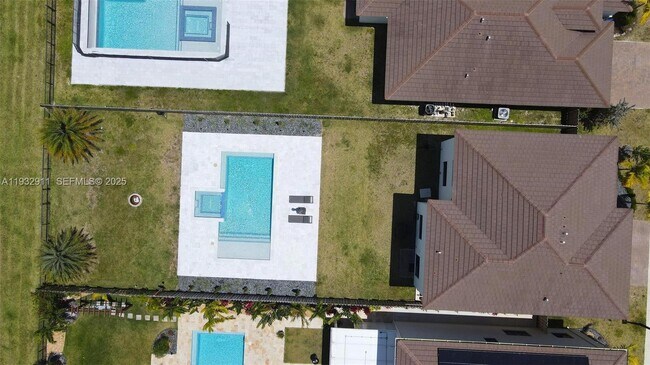 Building Photo - 10333 SW 232nd St