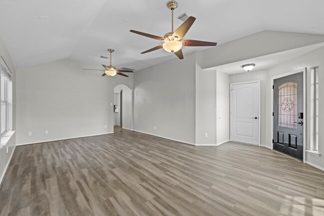Building Photo - 9606 Babbling Spring Ct
