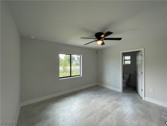 Building Photo - 1417 Gleason Pkwy