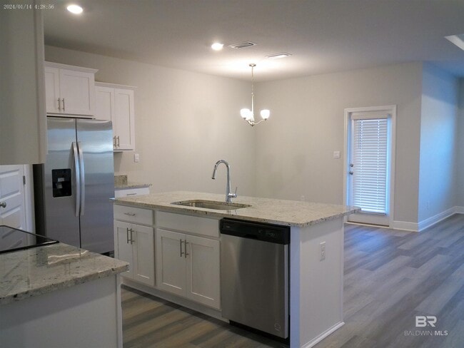 Building Photo - 13416 Shoshoney Cir