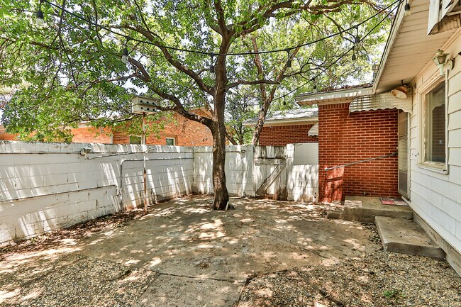 Building Photo - 3801 26th St