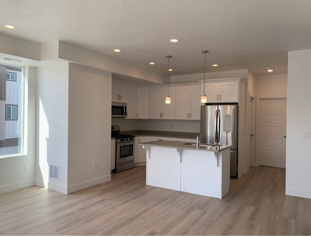Building Photo - 145 E Verdon Ct
