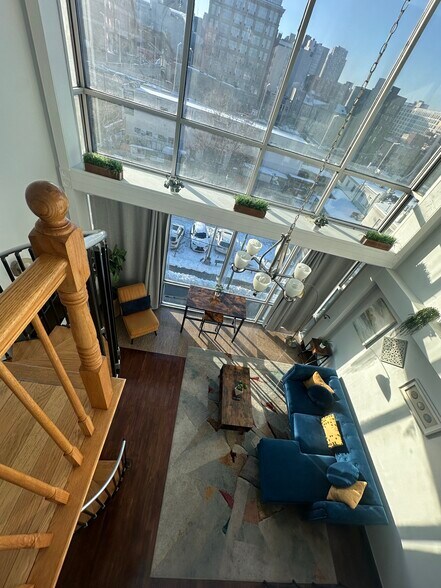 Building Photo - 205 N 11th St