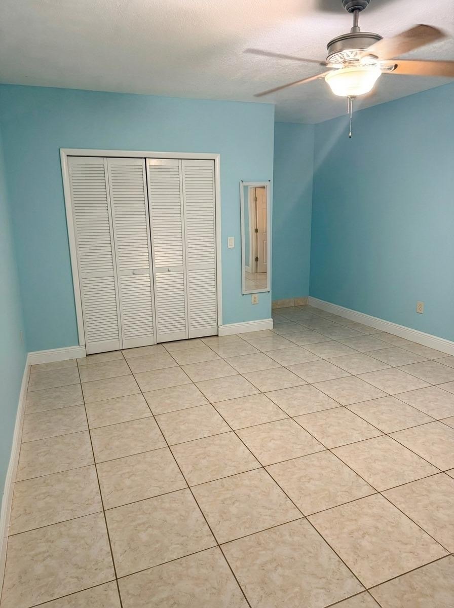 Building Photo - 1260 Balmy Beach Dr