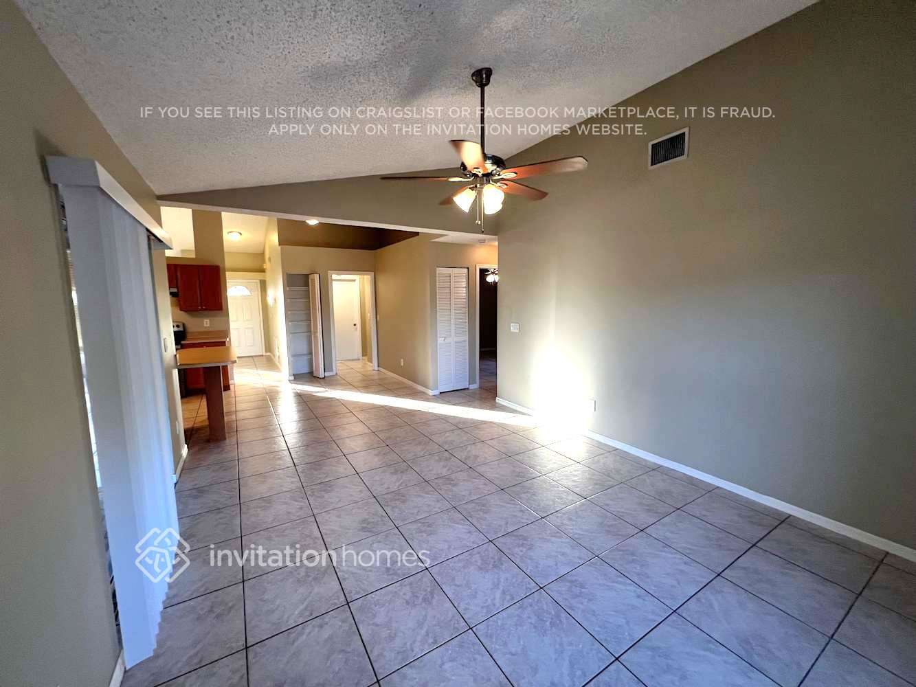 Building Photo - 1649 SE Lorraine St