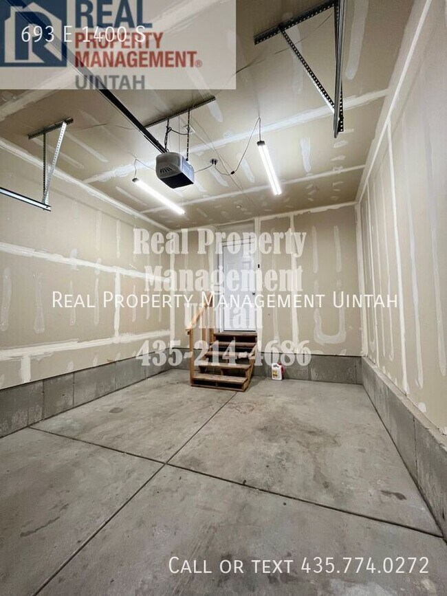 Building Photo - 693 E 1400 S
