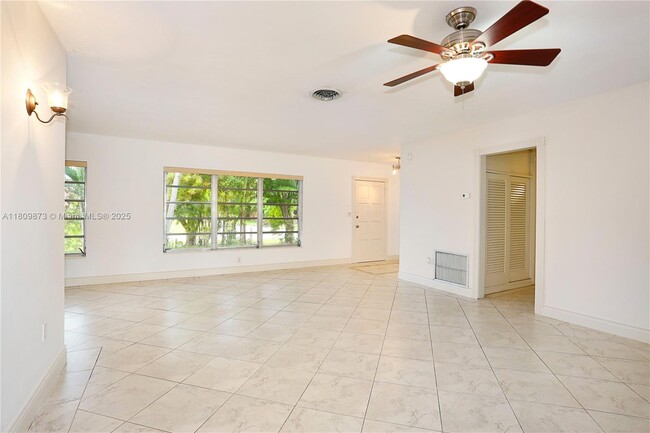 Building Photo - 6200 SW 63rd Ave