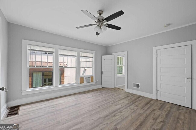 Building Photo - 789 Barnett St NE