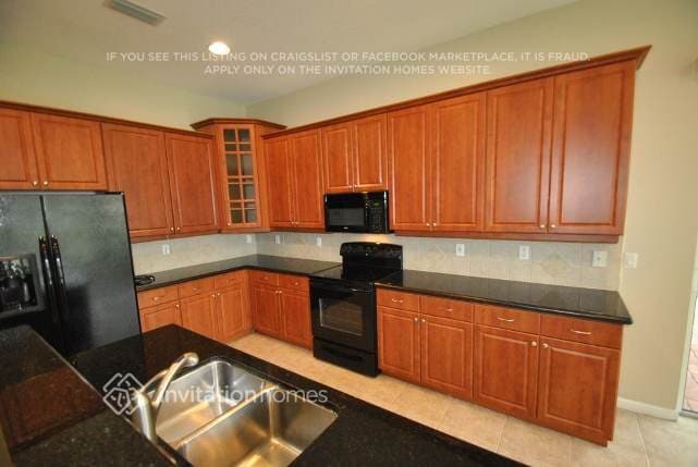 Building Photo - 9279 Madewood Ct