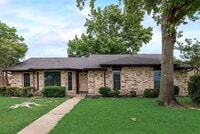 Building Photo - 3702 Lofland Ln