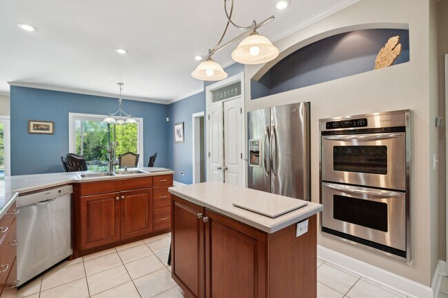 Building Photo - 4137 Jensome Ln