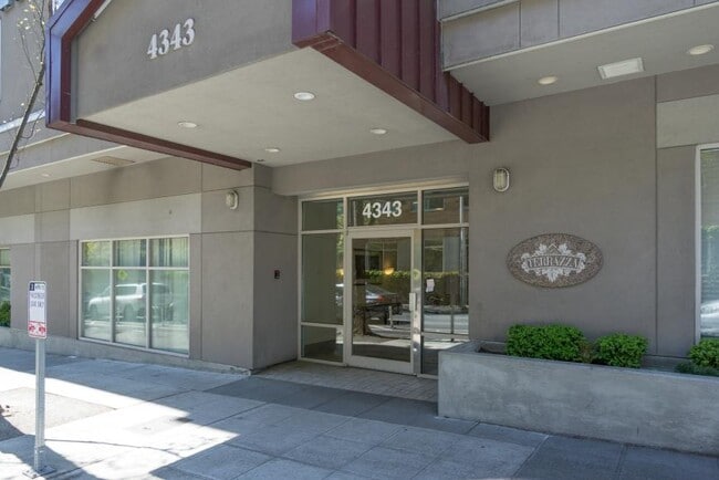 Building Photo - 2 bedroom in Seattle WA 98105