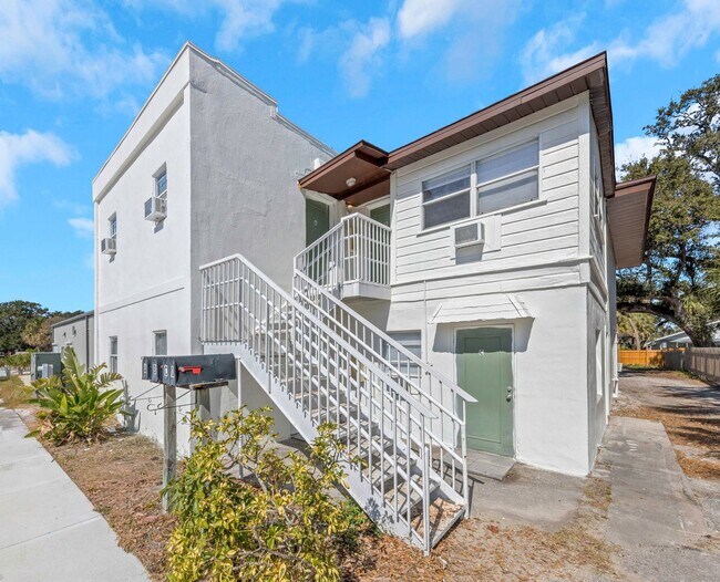 Building Photo - 416 Skinner Blvd
