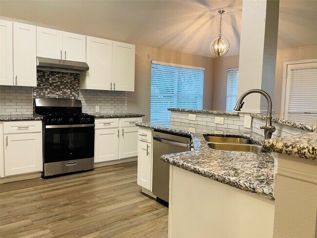 Building Photo - 20803 Lavenderwood Dr