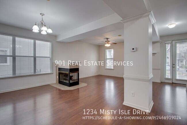 Building Photo - 1234 Misty Isle Dr