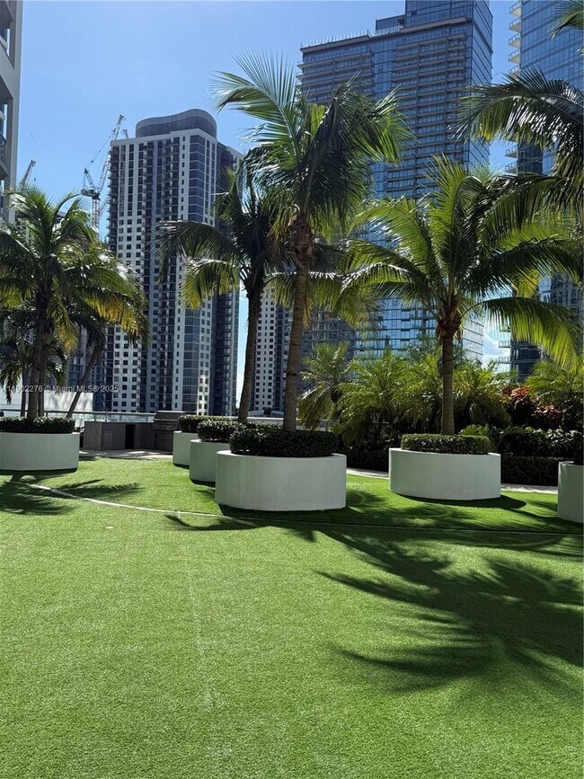 Building Photo - 888 Biscayne Blvd