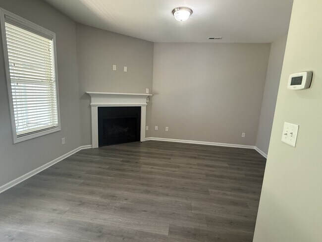 Building Photo - 151 Cullen Ct