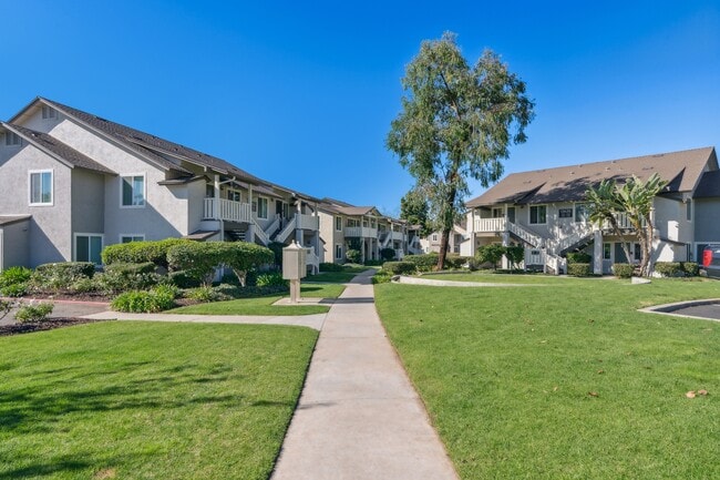 Building Photo - Haven Poway