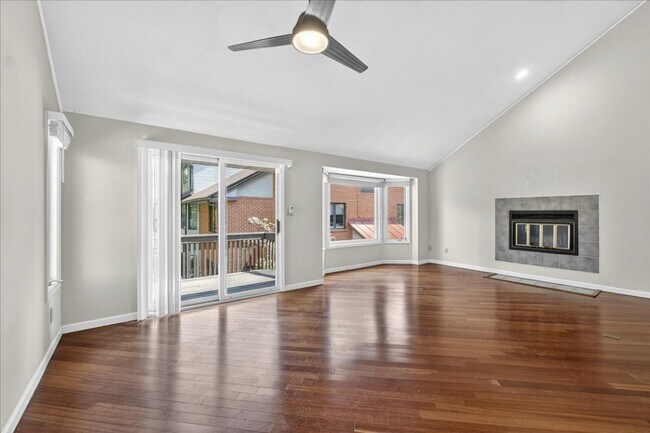 Building Photo - 4454 Lindell Blvd