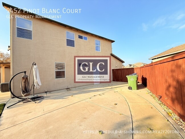 Building Photo - 9452 Pinot Blanc Ct