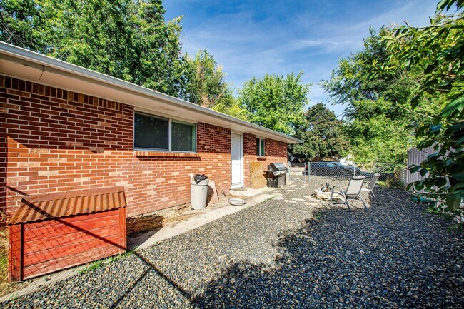 Primary Photo - 1509 S Leadville Ave