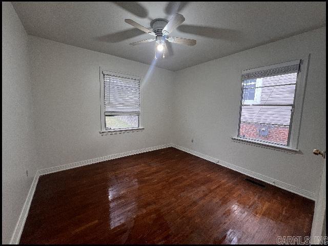 Building Photo - 5919 Woodlawn Dr