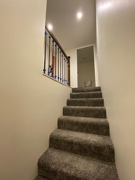 Building Photo - 311 Chapel Dr