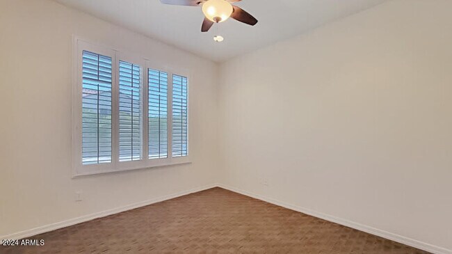 Building Photo - 26505 W Burnett Rd