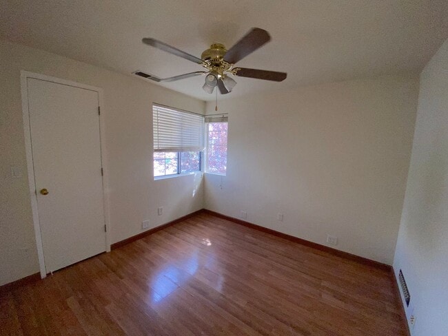 Building Photo - Sparks Two-story House - 4 Bedrooms (Reed ...