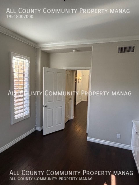 Building Photo - 70 Loganberry-