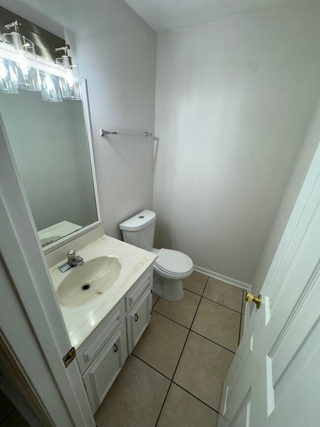 Building Photo - 1116 Windgate Cir NW
