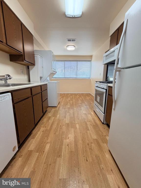 Building Photo - 1 Wye Oak Dr