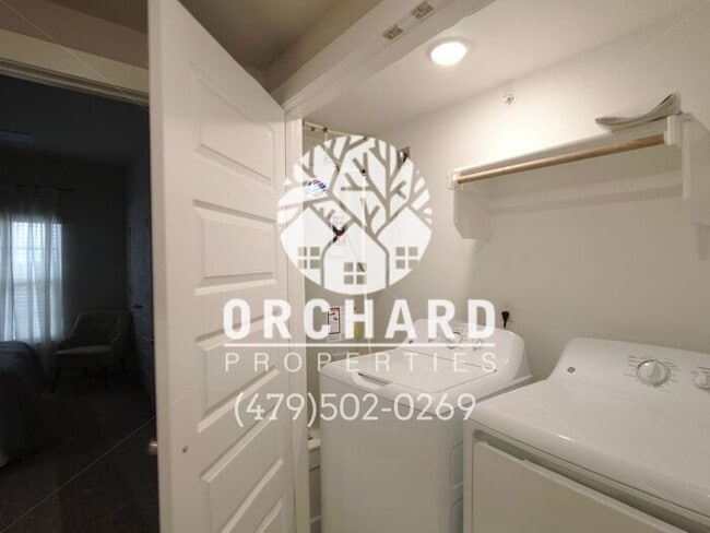 Building Photo - 2/2 Flat | Endura Park- New Apartments in Siloam Springs!