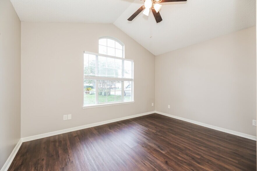 Building Photo - 1455 Beecher Ln