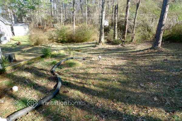 Building Photo - 387 Scenic Ln