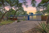 Building Photo - 6010 Oakclaire Dr