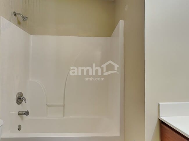 Building Photo - 1302 Shannon Ln