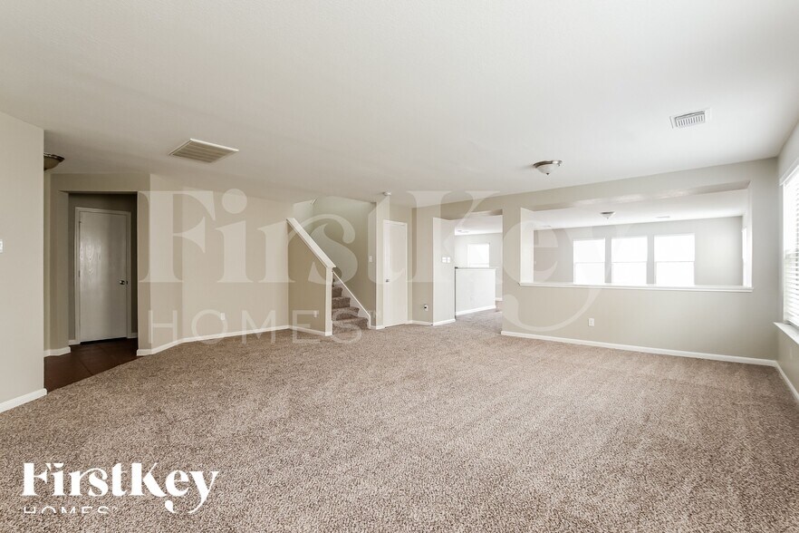 Building Photo - 339 Remington Harbor Ct