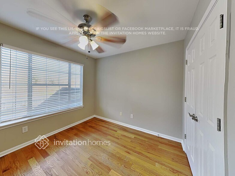 Building Photo - 16119 Amber Field Dr