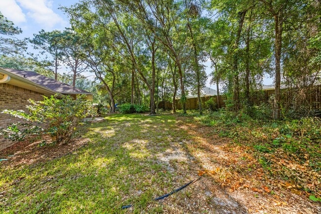 Building Photo - 406 Bally Way