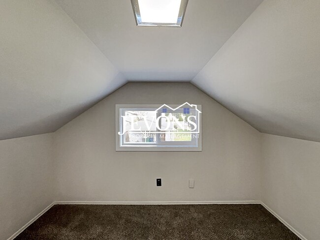 Building Photo - Jevons Property Management Presents 3 Bedrooms, 2.5 Bathrooms Two-Story Single-Family Home in New...