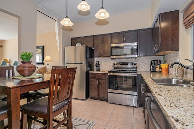 Building Photo - 5075 Harmony Cir