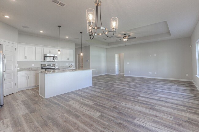 Building Photo - BRAND NEW 3 Bed 2 Bath Home with Fenced in...