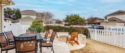 Building Photo - 611 Boca Chica Dr