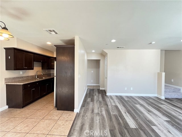 Building Photo - 8416 Hooper Ave.