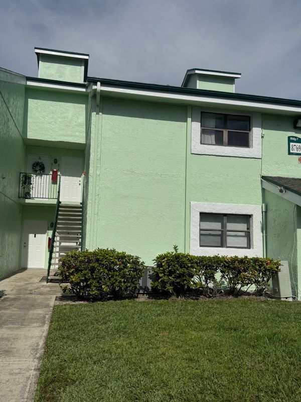 Building Photo - 8787 NW 39th St