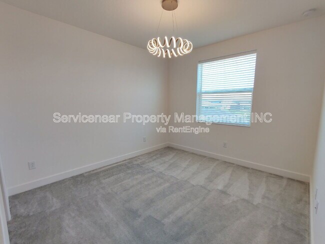 Building Photo - 32792 Tree of Life Ave