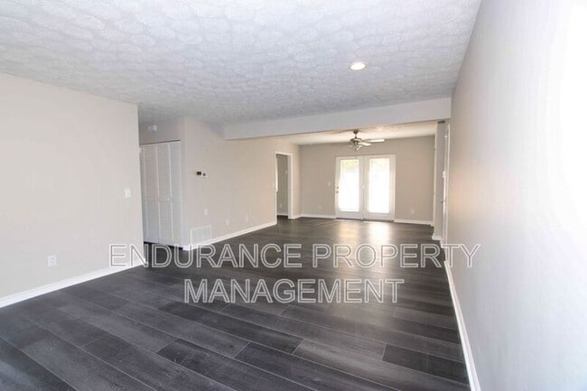 Building Photo - 10203 Storm Dr